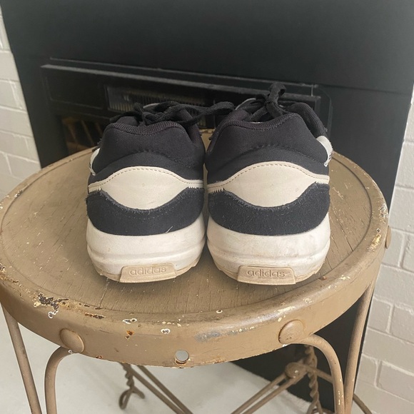 Addidas Sneakers - Picture 4 of 6